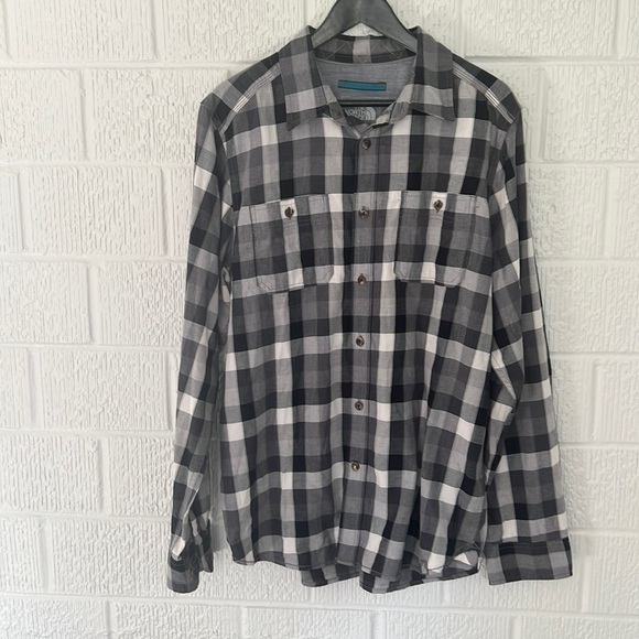 The North Face Men’s Arroyo Plaid Flannel Long Sleeve Button Down - Size Large - Picture 1 of 8